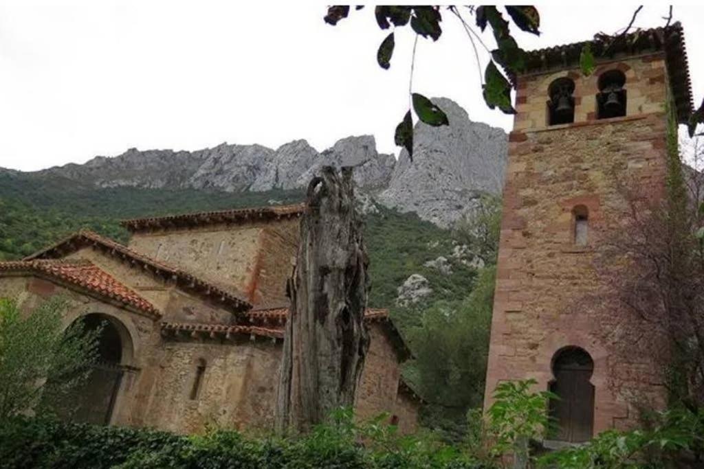 Villa Casa el Viñadal Arguebanes Exterior foto