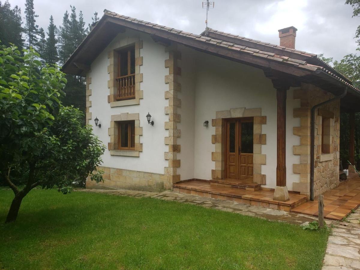 Villa Casa el Viñadal Arguebanes Exterior foto